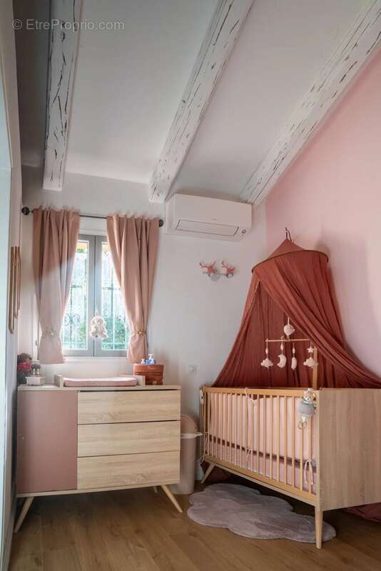 Maison à TOURRETTES-SUR-LOUP