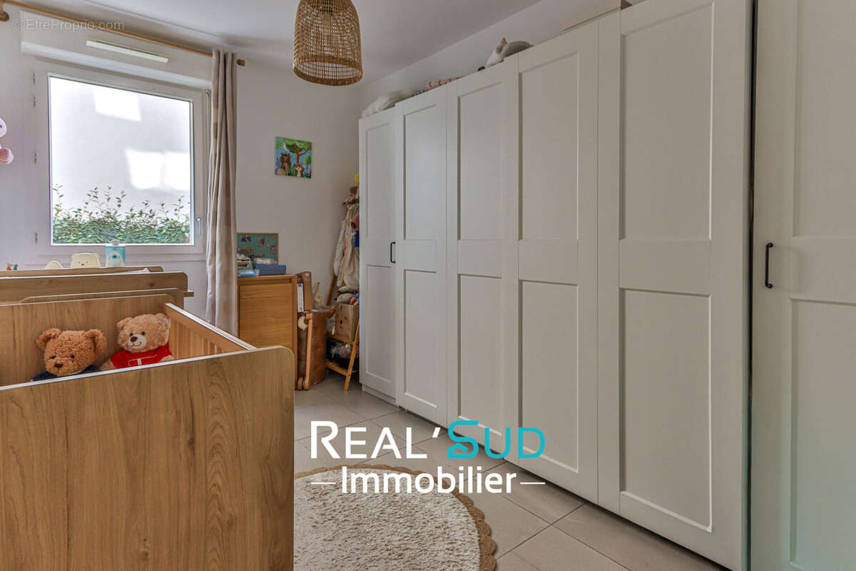 Appartement à MARSEILLE-9E