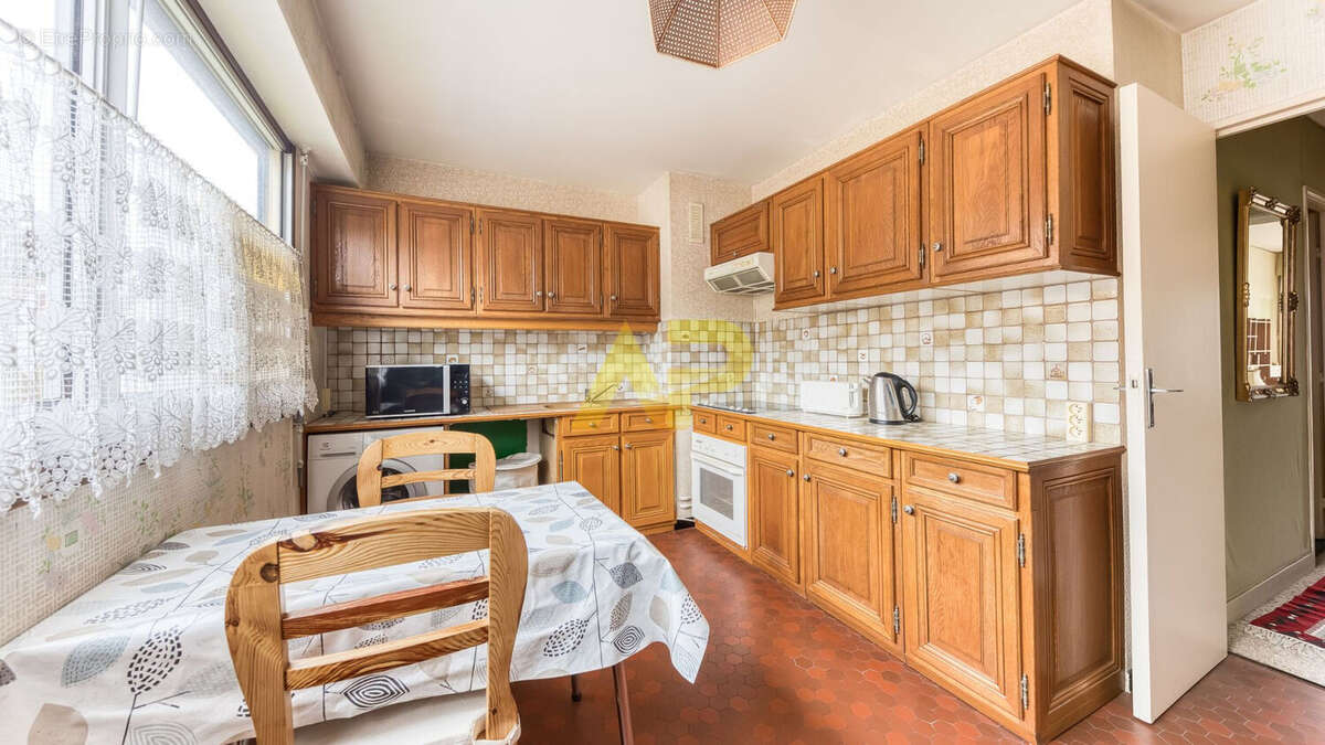 Appartement à LE PLESSIS-ROBINSON