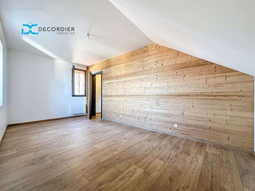 Maison à NEUVECELLE