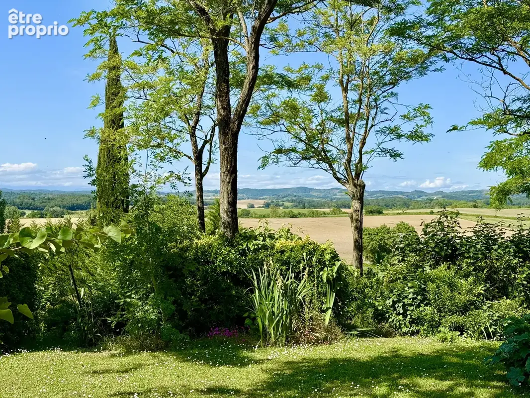 Domaine avec deux logements et des vues panoramiques - photo 19