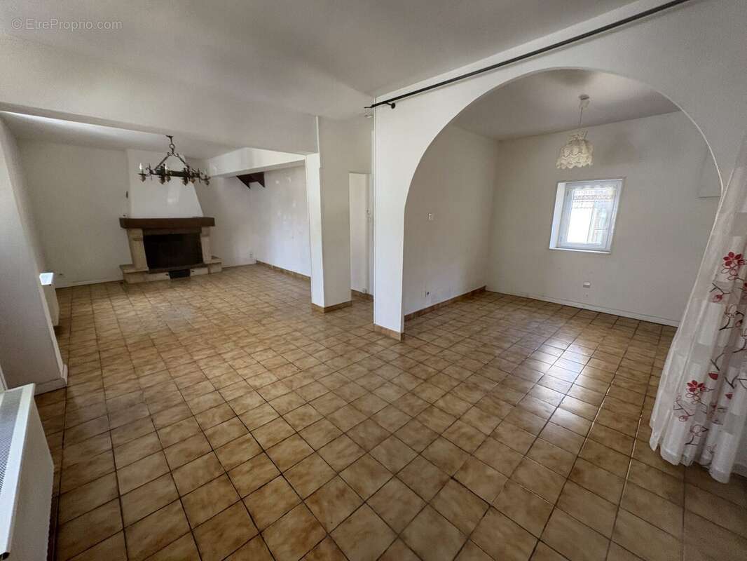 Maison à CHATEAUNEUF-SUR-LOIRE
