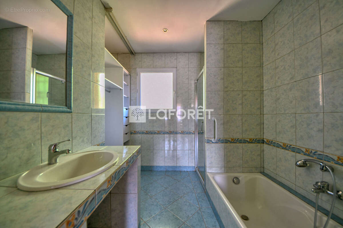 Maison avec sous-sol complet a vendre a deux minutes du centre de lisle-sur-tarn - photo 4