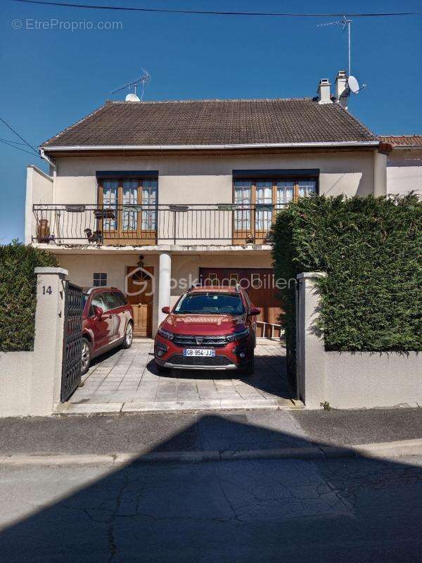 Maison à CROSNE