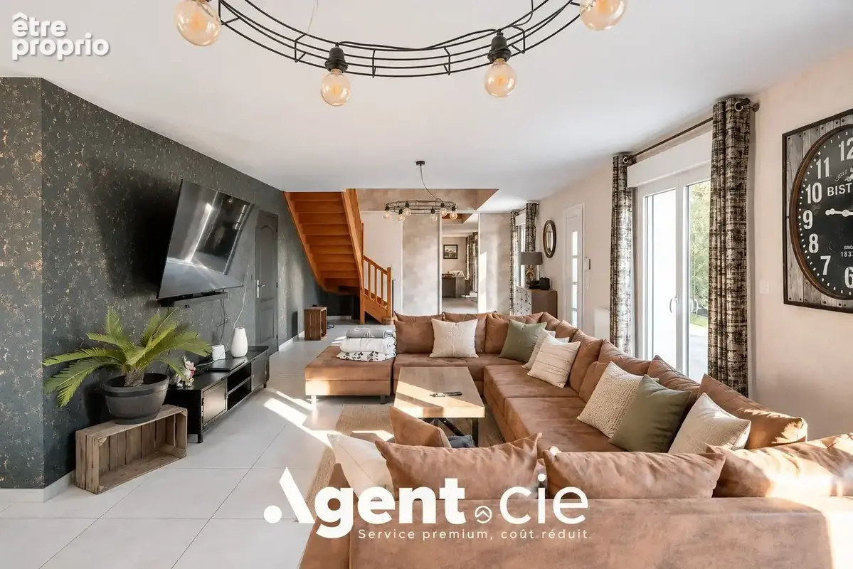 Maison 8 pièces 231 m² à vendre à Bayeux (14400) - photo 4