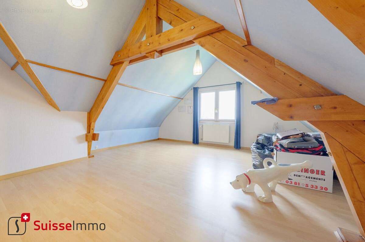 Maison à L'ISLE-SUR-LE-DOUBS