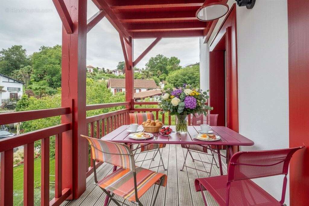 Appartement à CIBOURE