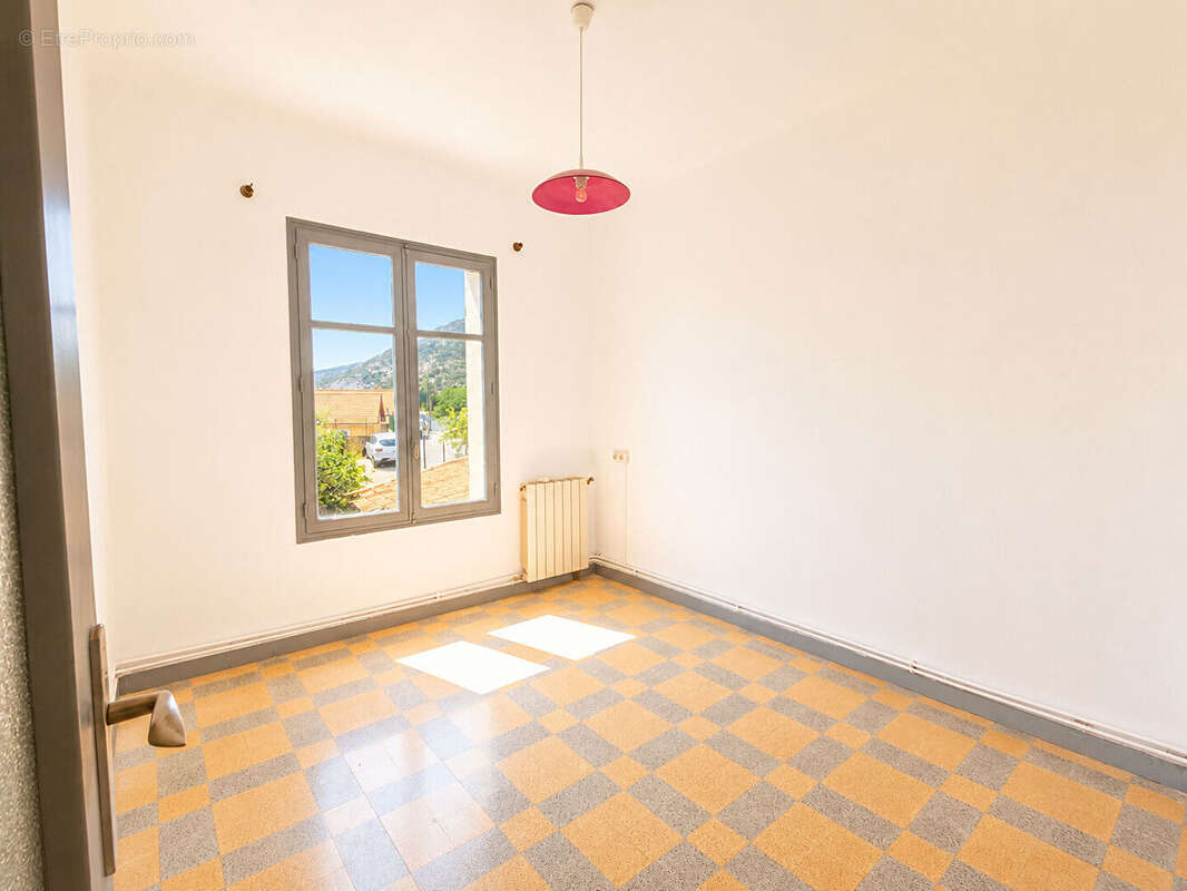 Appartement à MARSEILLE-16E