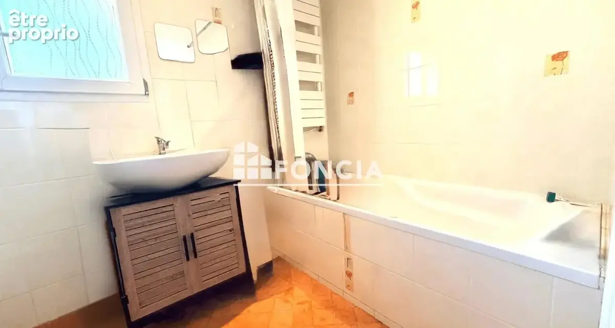 Maison T5, 4 chambres + studio indépendant avec jardin à La Flèche - photo 8