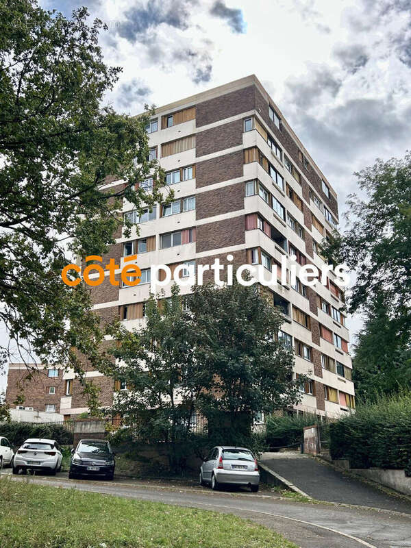 Appartement à VILLENEUVE-SAINT-GEORGES