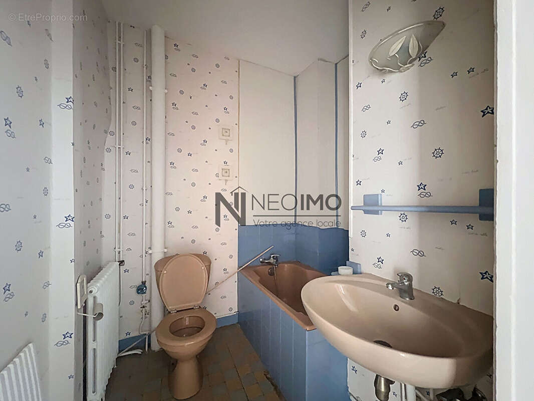 Appartement à NEUFCHATEAU