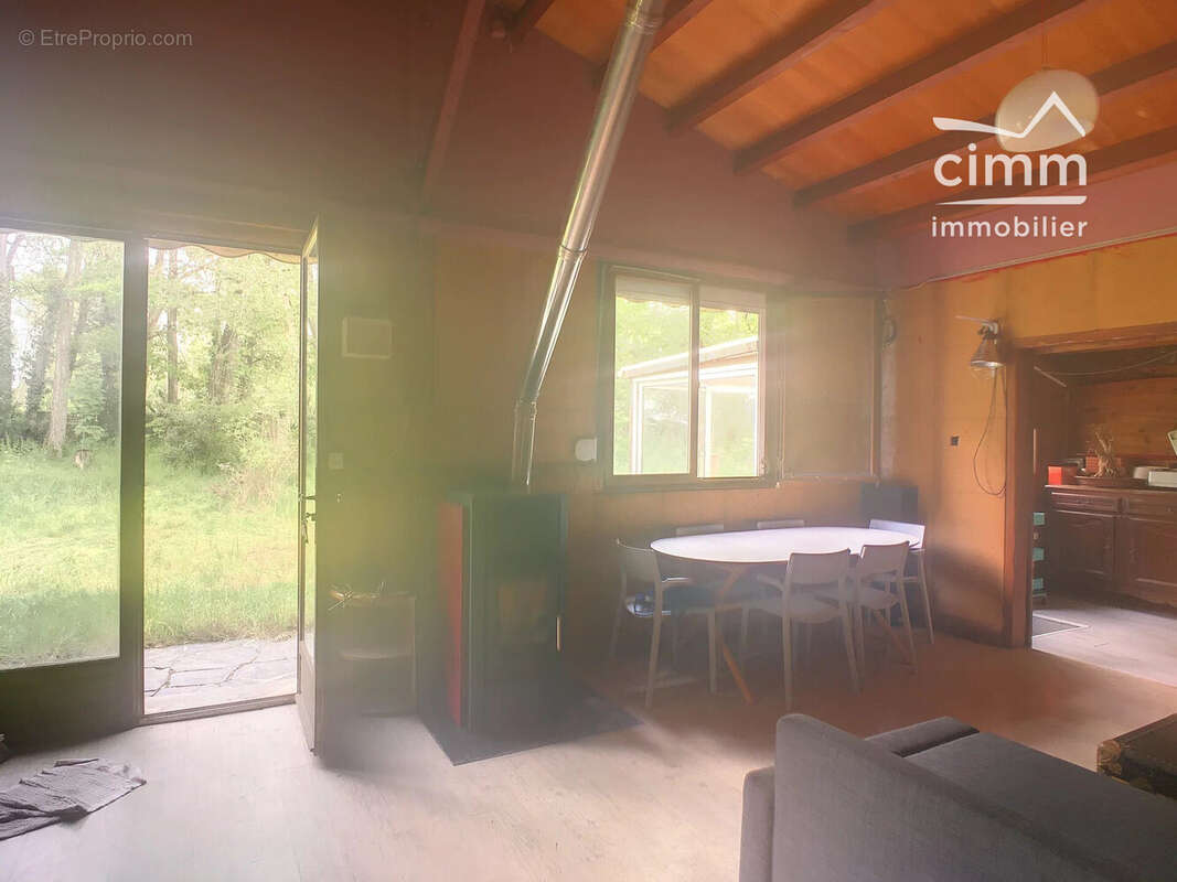 Maison 75 m² à Pressigny-Les-Pins  - photo 4