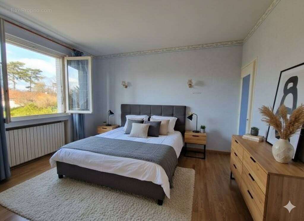 Maison à MILLERY