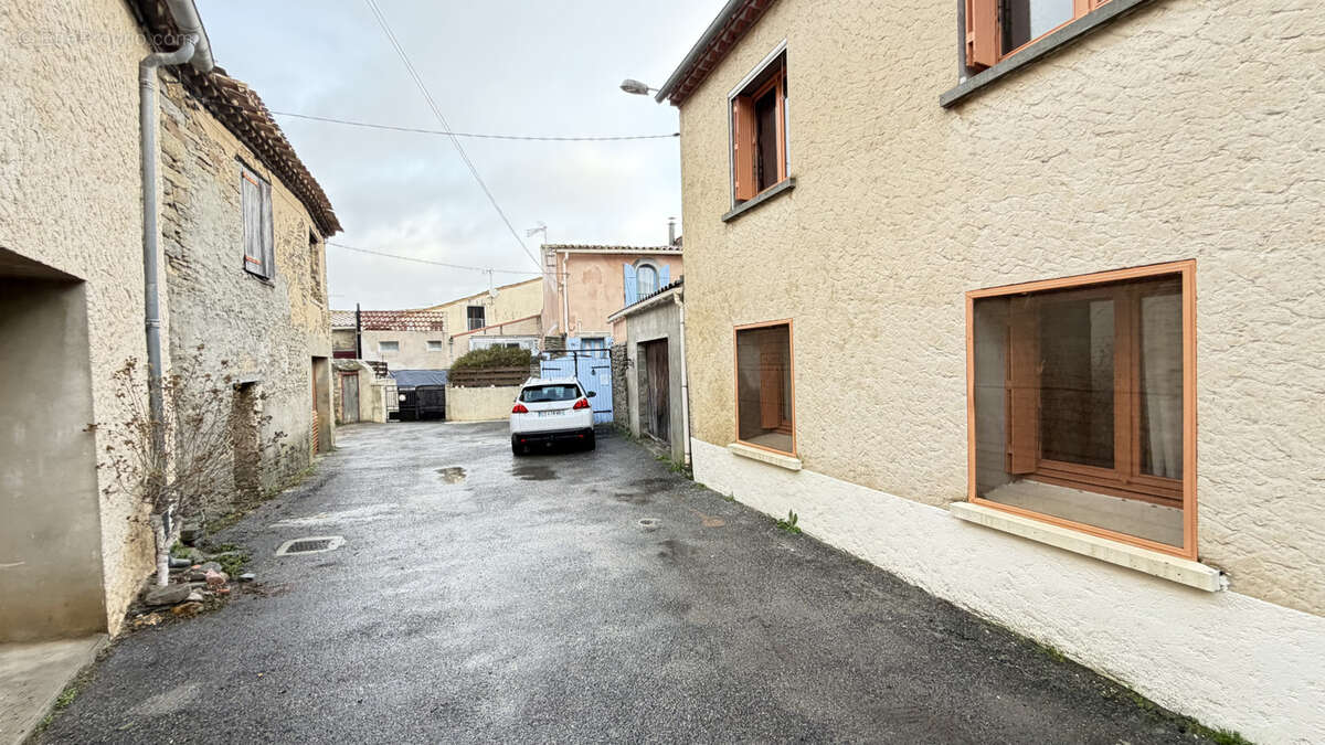 Maison à LAURE-MINERVOIS
