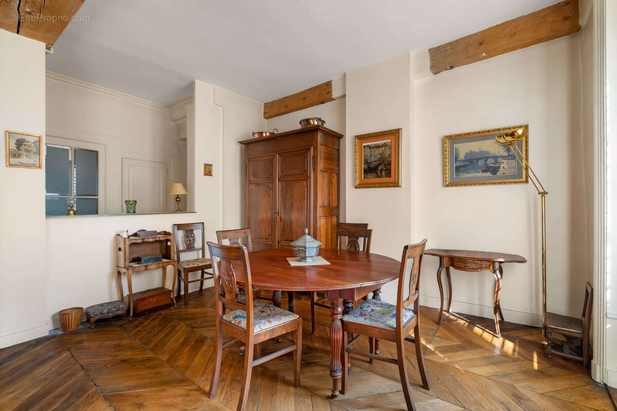 Appartement à LYON-1E