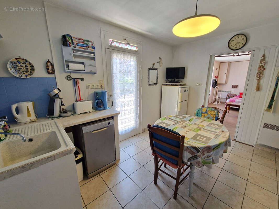 EXCLUSIVITÉ API IMMO. Une adresse recherchée et un beau potentiel à révéler - photo 8