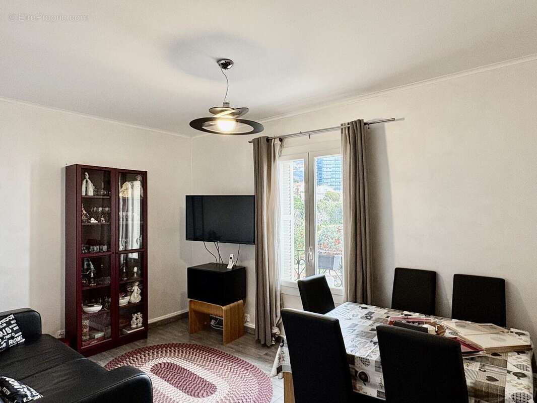 Appartement à BEAUSOLEIL