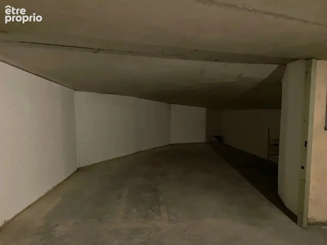 Nice - californie : grand parking dans une résidence sécurisée avec un accès très facile - photo 3