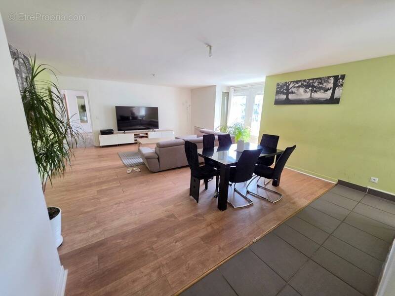 Appartement à RIS-ORANGIS
