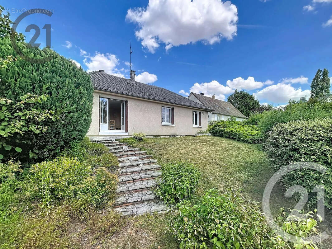Maison 90 m² à Saint-Georges-Sur-Baulche  - photo 3