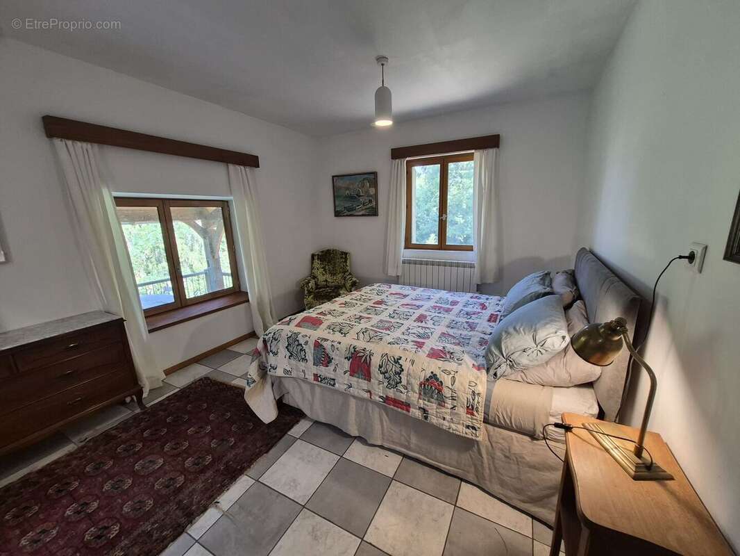 À vendre dans le Gers, proche de Castelnau-Magnoac: Maison gasconne dotée d'une cuisine d'été spacieuse, balcon-terrasse, grange - photo 14