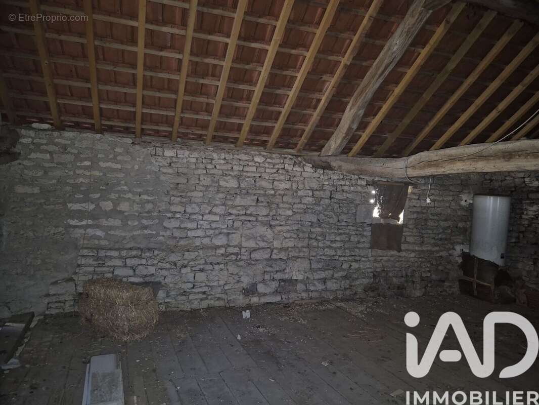 Maison 78 m² à Pacy-Sur-Armancon  - photo 9