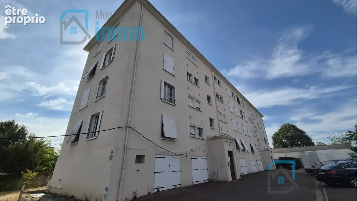 Bourges, quartier Mazières / Aéroport - Appartement type 3 + garage + cave - photo 8