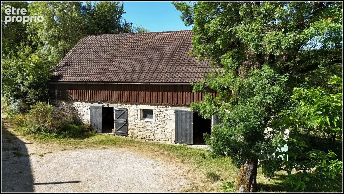 Maison 195 m² à Caniac-Du-Causse  - photo 4