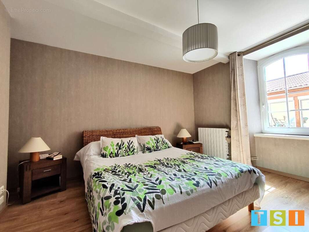 Maison à MONTREJEAU