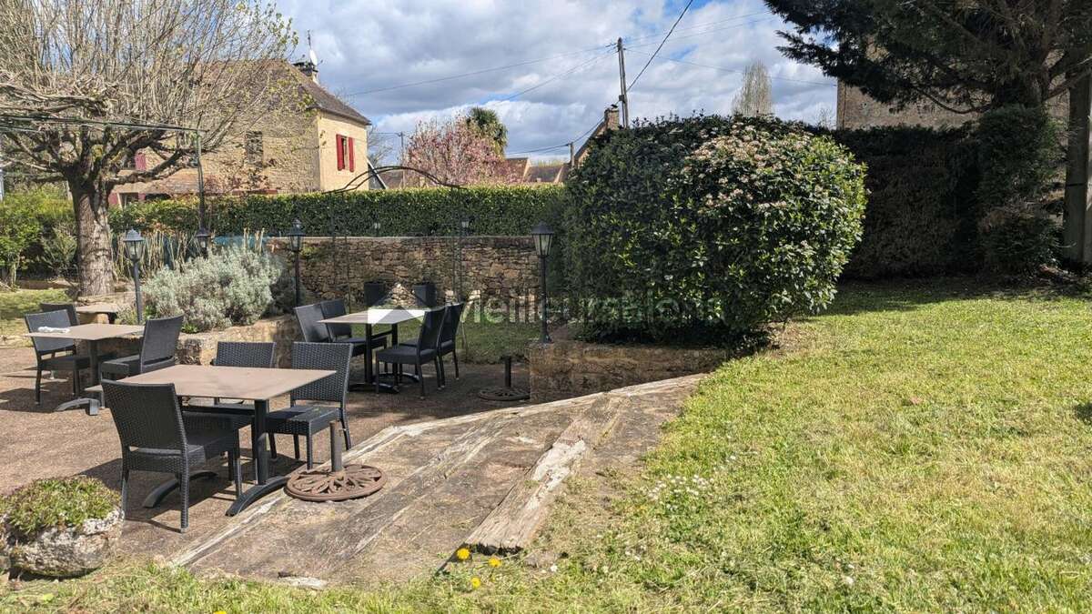 Maison à LA ROQUE-GAGEAC