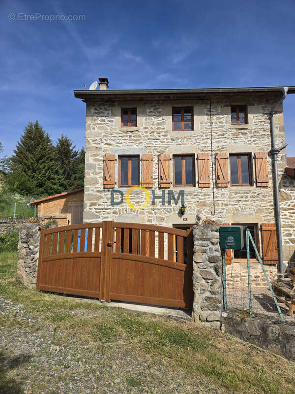 Maison à DORANGES