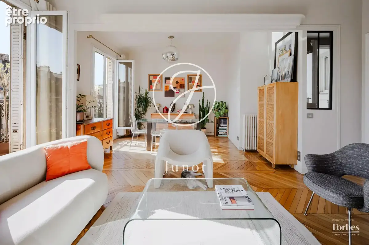 Paris 6e - SÈVRES-BABYLONE - Appartement - 5 pièces - 117,16m² Carrez - 3 chambres - Vues dégagées - photo 5