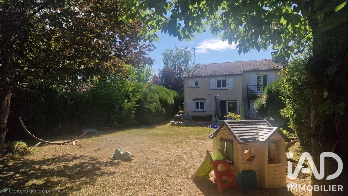 Photo 1 - Maison à LESIGNY