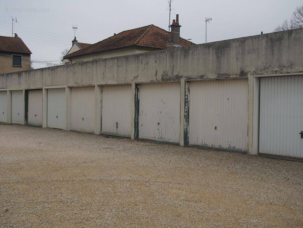 Parking à DIJON