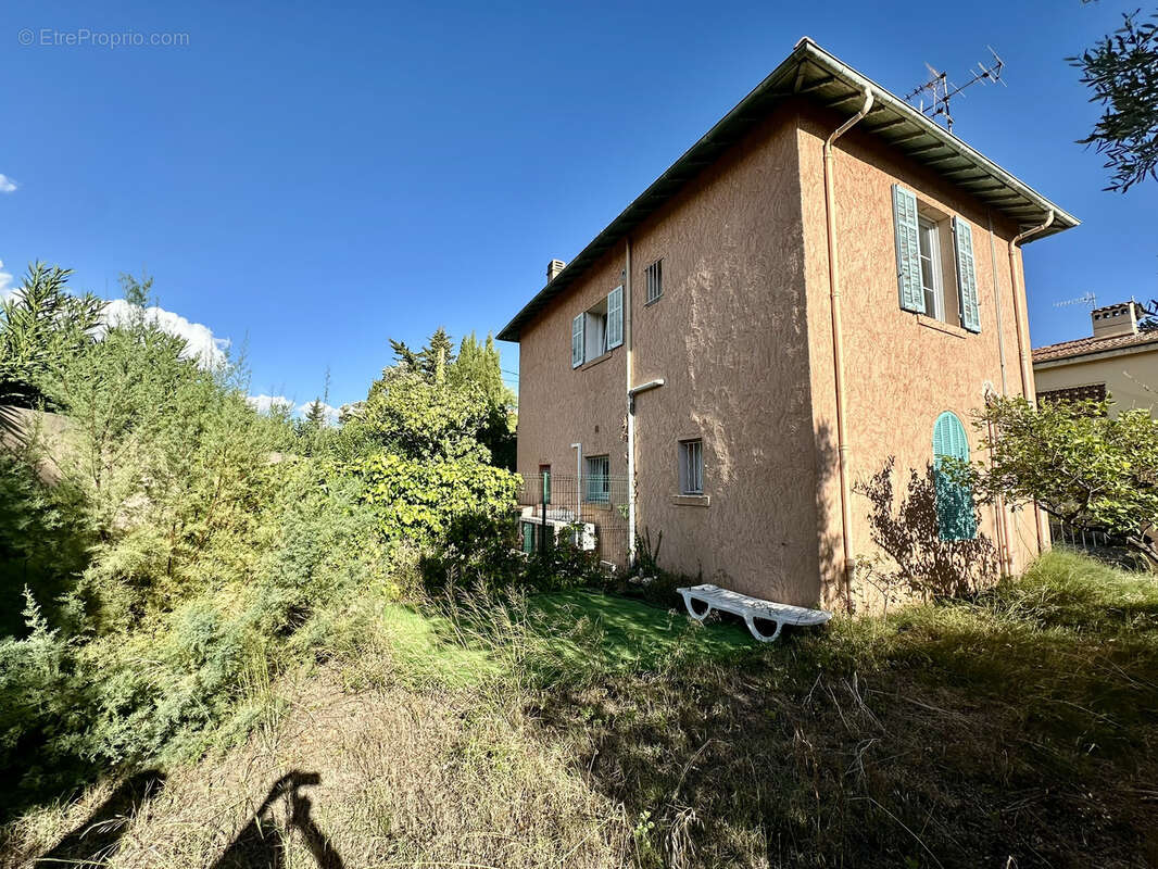 Maison à FREJUS