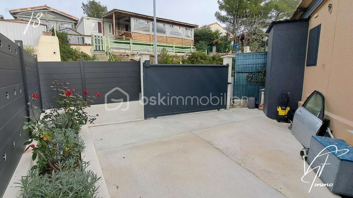 Maison à LE CASTELLET