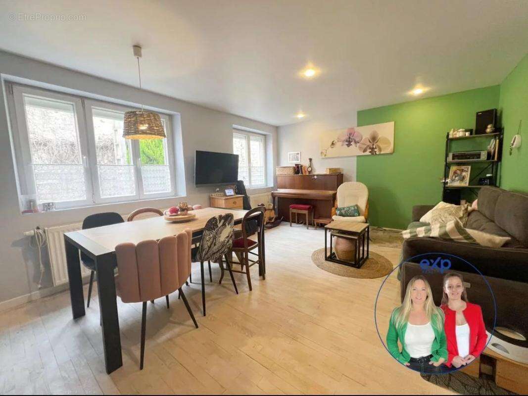 Maison à SAINTE-CROIX-EN-PLAINE