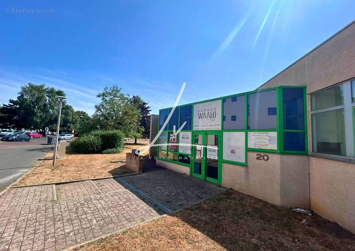 Commerce 580 m² à Caen  - photo 1