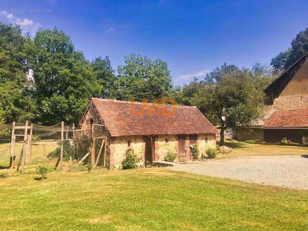 Maison à CHOUE