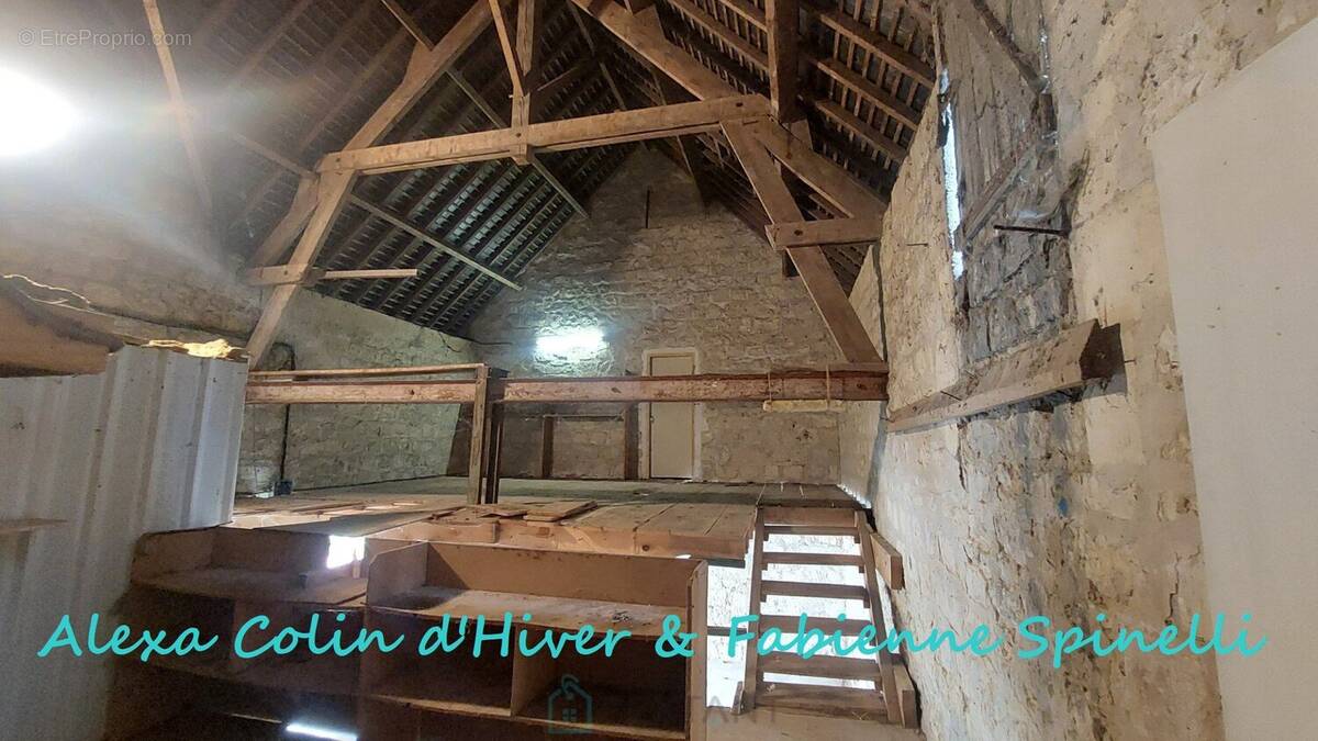 Maison à JUVIGNY