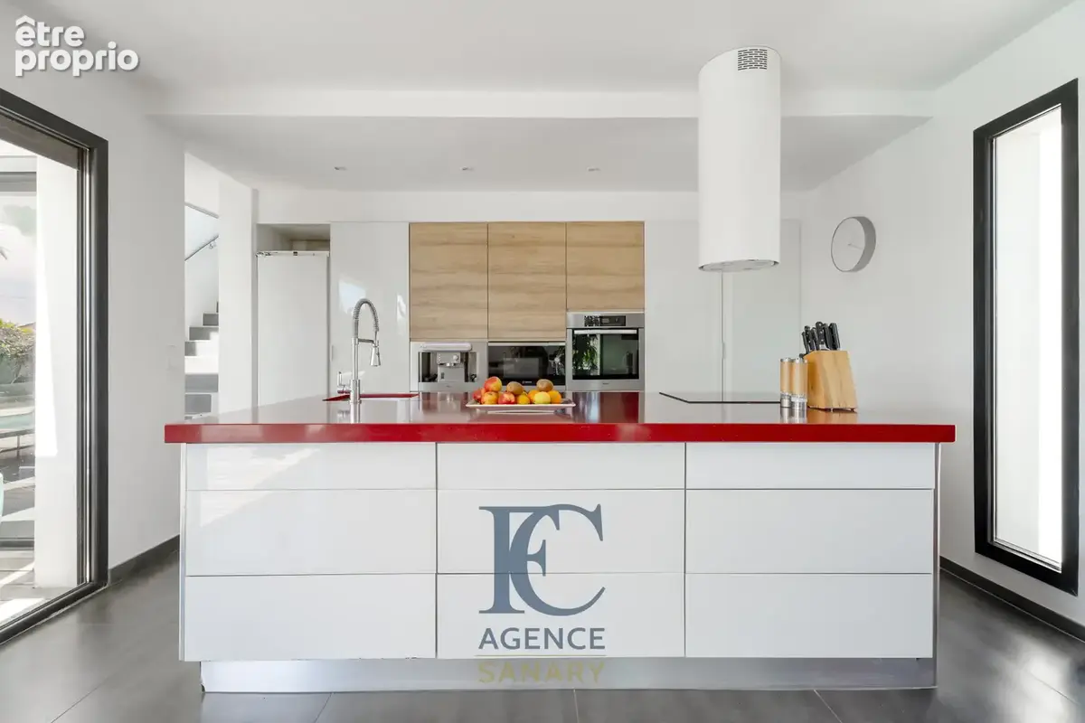 Maison contemporaine de 250 m2 avec piscine garage et terrasse - photo 3