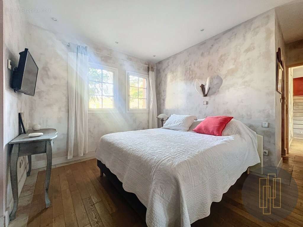 Maison à VILLEFRANCHE-SUR-SAONE