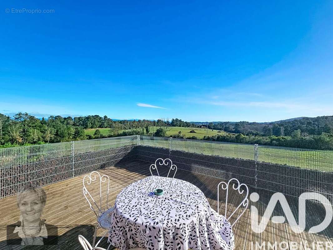 Photo 8 - Maison à CAZILHAC