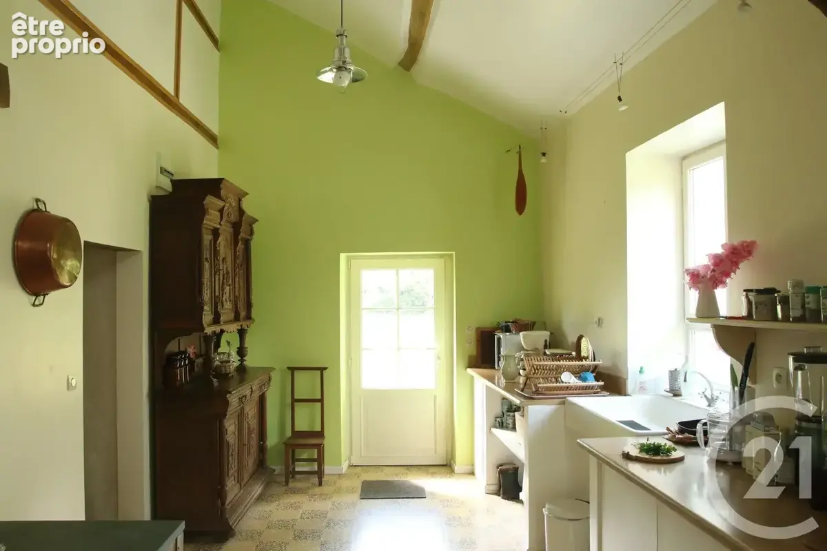 Maison 5 pièces 117 m² à vendre à Etais-La-Sauvin (89480) - photo 4