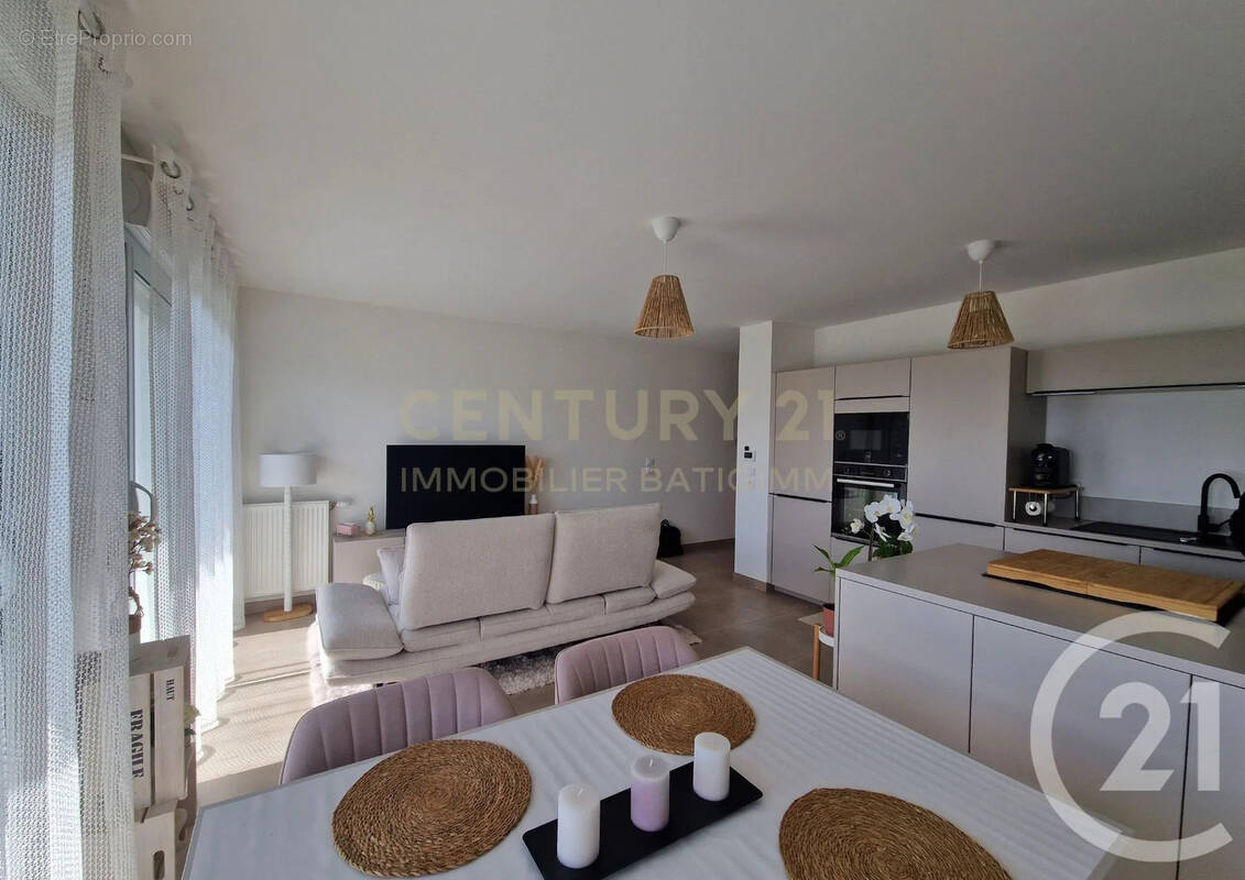 Appartement à L'ISLE-D'ABEAU