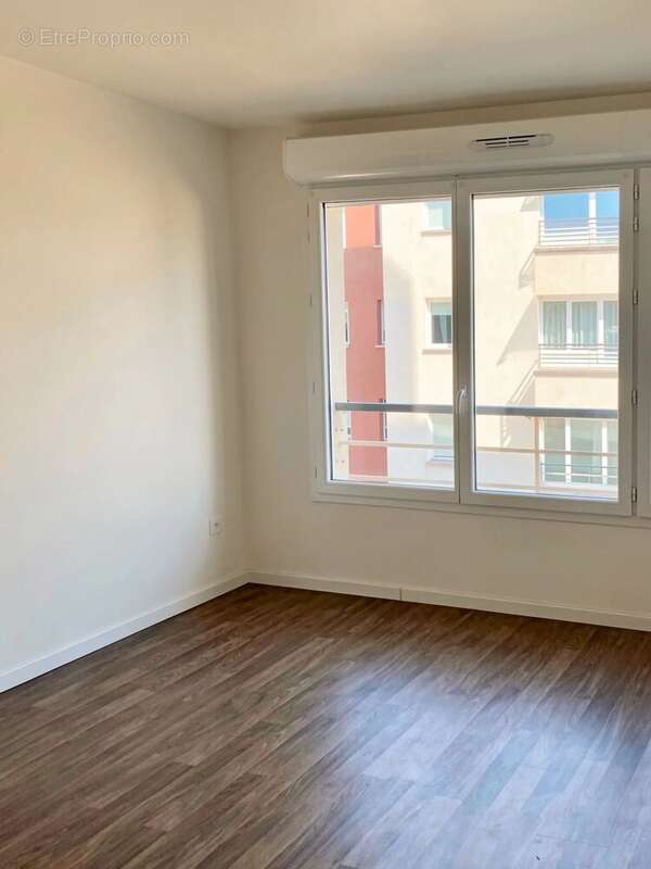 Appartement à MORANGIS