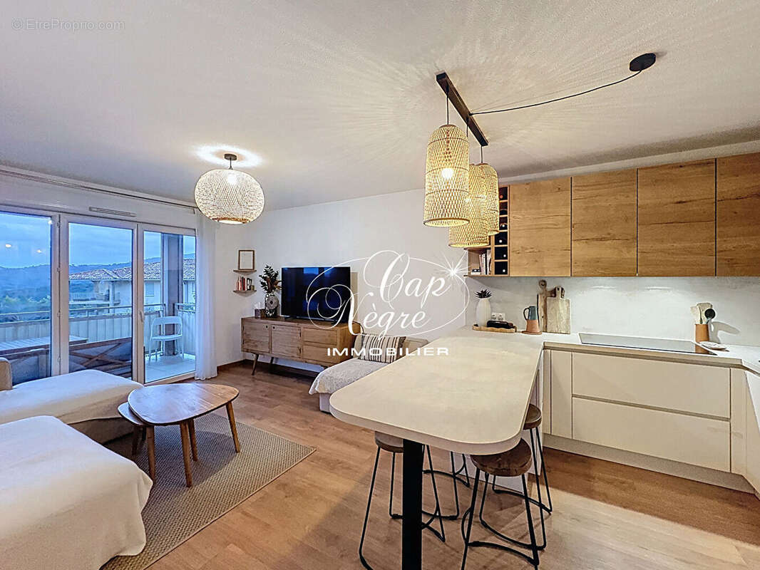 Appartement récent proche centre avec terrasse et parking à vendre à la croix valmer - golfe de saint tropez - photo 2