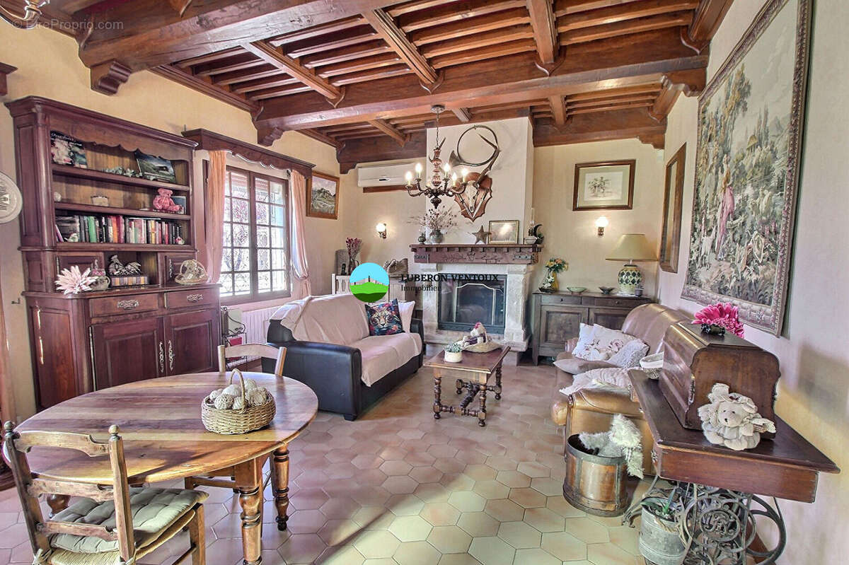 Maison à CAROMB