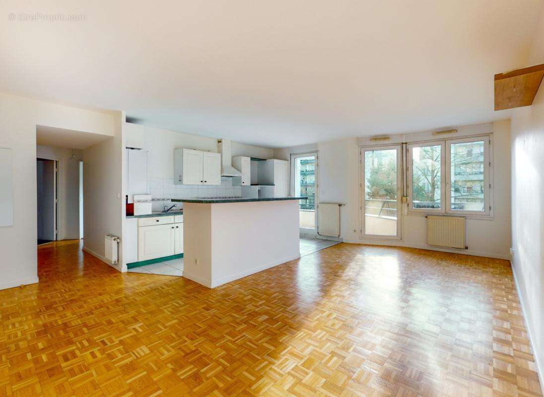 Appartement à LYON-9E