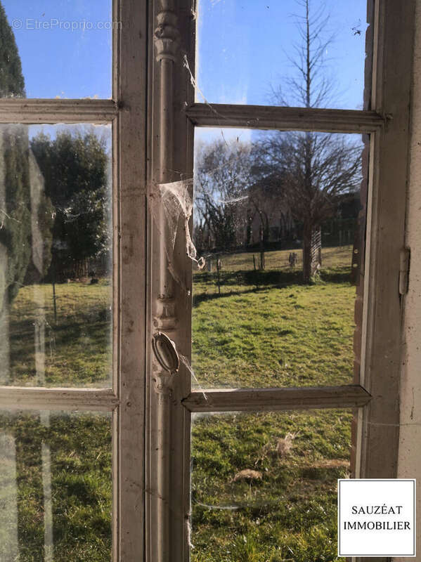 Maison à MAGNAC-BOURG